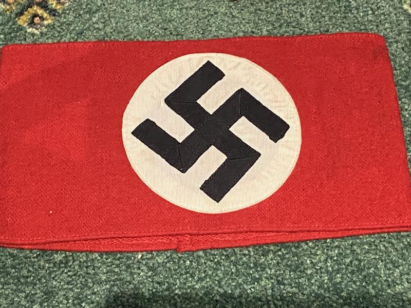 THIRD REICH NSDAP WOOL ARMBAND WITH LABEL.