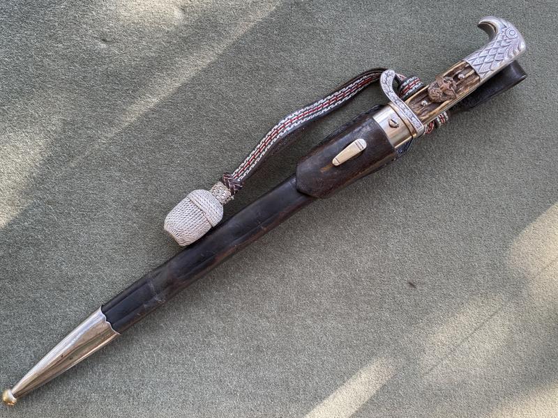 THIRD REICH PRODUCED RURAL POLICE BAYONET. WITH FROG AND KNOT.