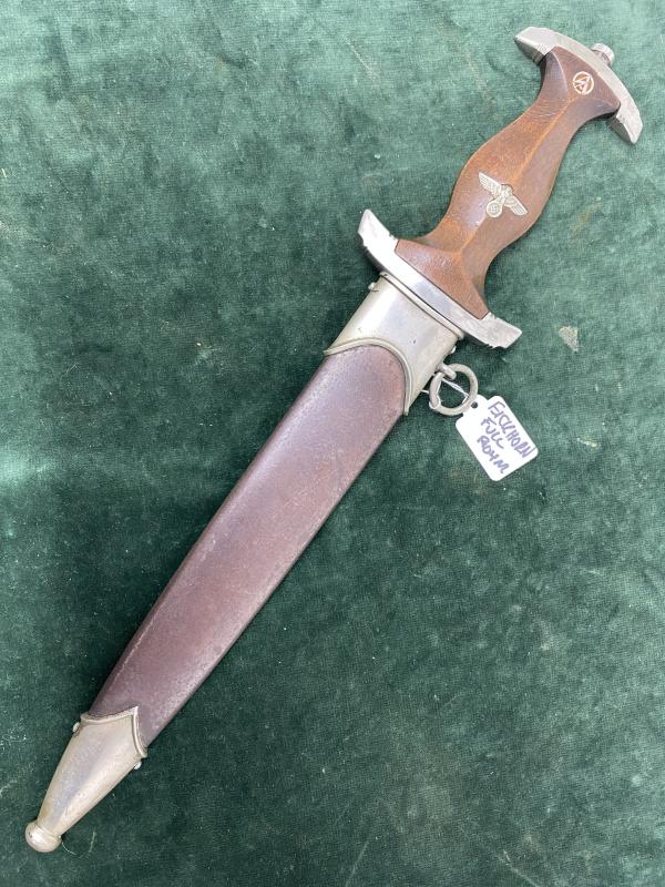 A VERY GOOD EXAMPLE OF A FULL/COMPLETE ROHM SA DAGGER BY EICKHORN.
