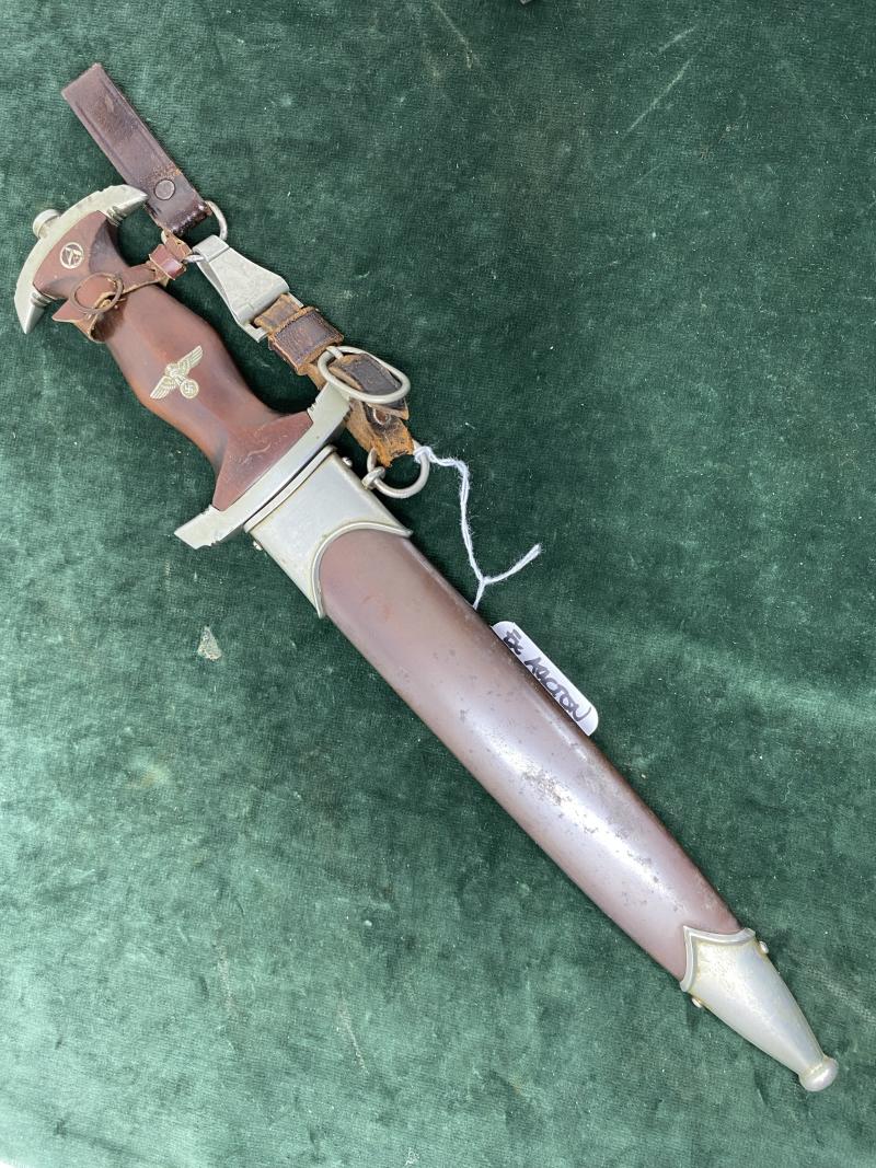 QUITE A UNIQUE ‘TRANSITIONAL’ SA DAGGER BY EICKHORN WITH TRIPLE HANGER.