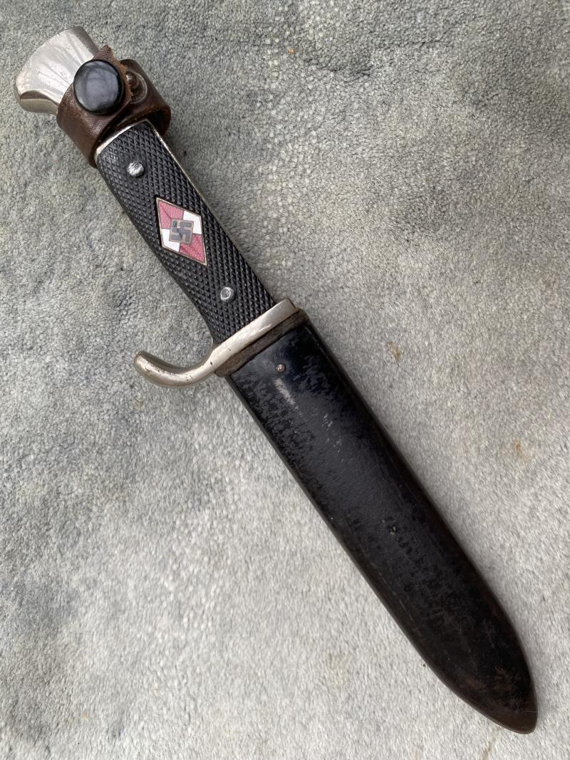 HITLER YOUTH KNIFE BY ANTON WINGEN RZM M7/51.