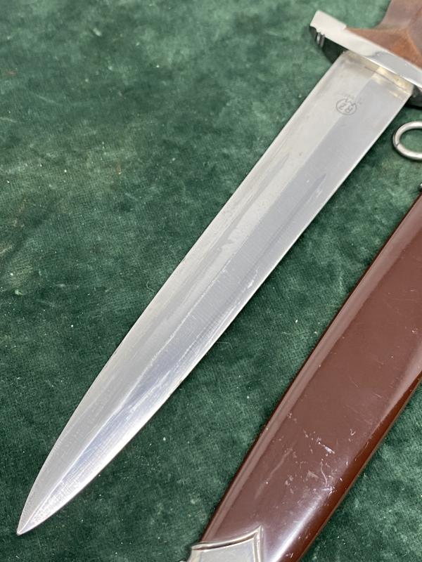 AN ABSOLUTELY STONE MINT RZM SA DAGGER!!!!