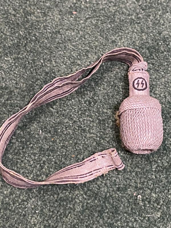 VERY RARE SS OFFICERS BULLION SWORD KNOT.