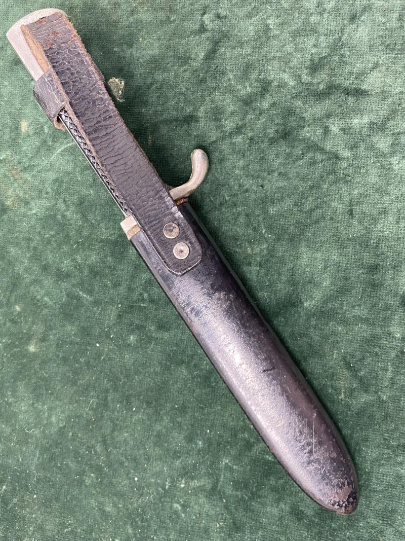 HITLER YOUTH DAGGER WITH EICKHORN DOUBLE TRADEMARK.