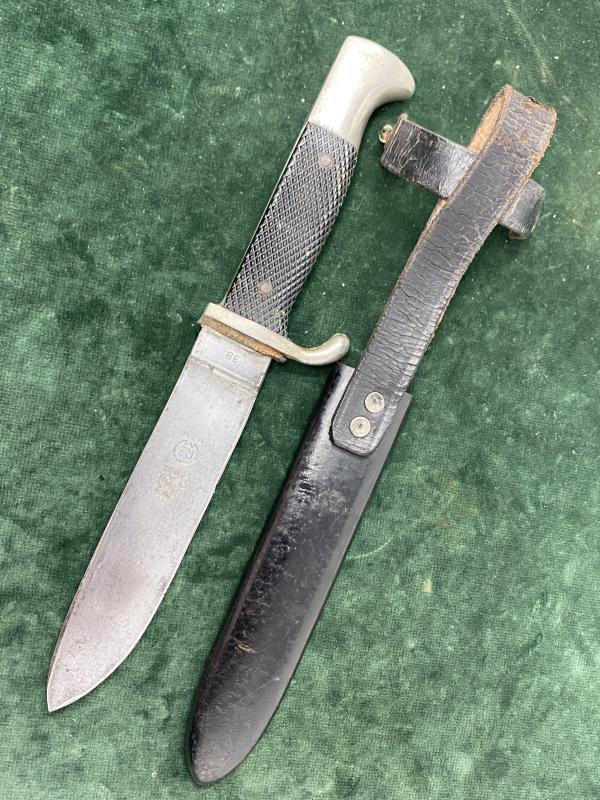 HITLER YOUTH DAGGER WITH EICKHORN DOUBLE TRADEMARK.