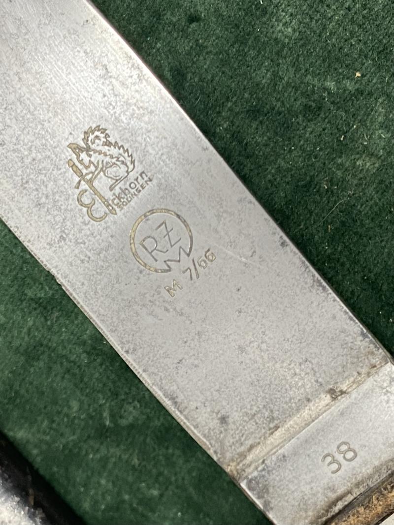 HITLER YOUTH DAGGER WITH EICKHORN DOUBLE TRADEMARK.