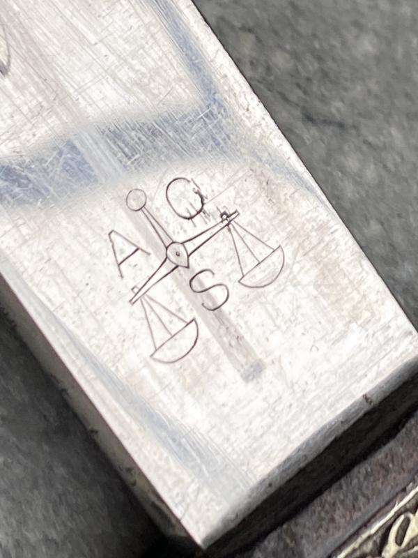 AN EXCELLENT ‘RURAL’ POLICE BAYONET, WITH FROG AND LARGE PORTAPEE.