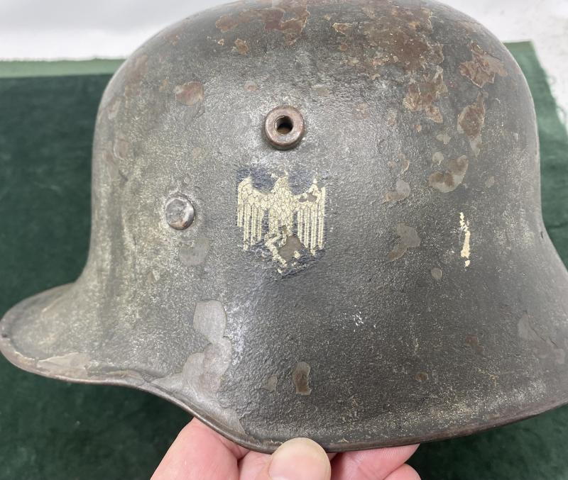 THIRD REICH M18 TRANSITIONAL STEEL HELMET.