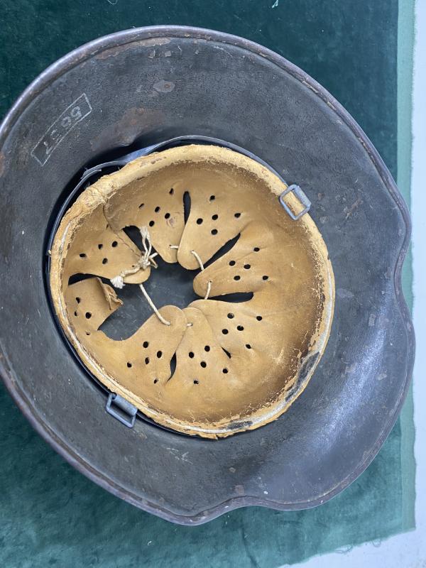 THIRD REICH M18 TRANSITIONAL STEEL HELMET.