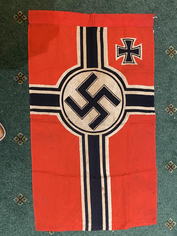 A VERY SMALL ORIGINAL THIRD REICH KRIEGSFLAG.