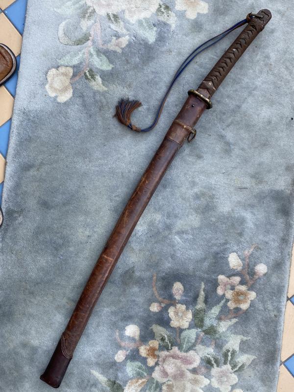 WW2 JAPANESE OFFICERS KATANA/SAMURAI SWORD WITH BATTLE COVER AND ORIGINSL ‘KNOT’