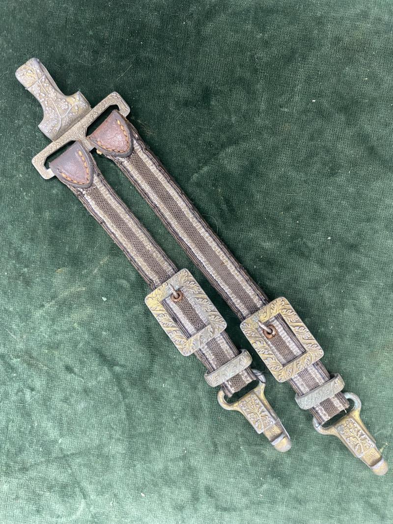 SET OF DE-LUXE LUFTWAFFE DAGGER HANGERS.