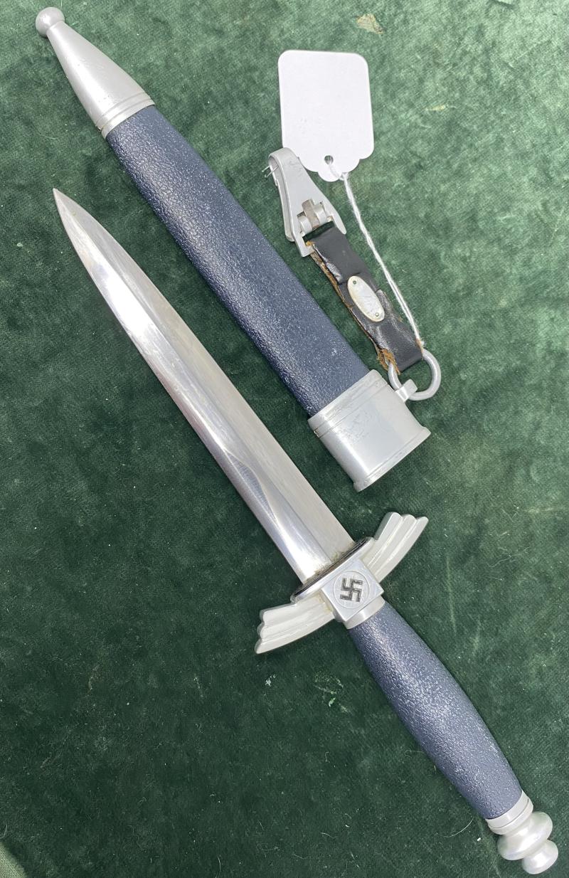 A ‘CRACKLE FINISH’. NSFK FLYERS DAGGER BY HELBIG.