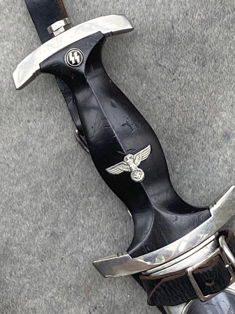 ******A SUPERB EARLY SS 33 DAGGER**** WITH VERTICAL HANGER BY HERDER.