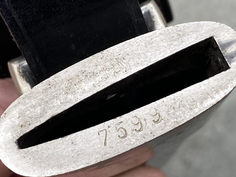 A NEAR MINT TENO MANS HEWER WITH ORIGINAL FROG.