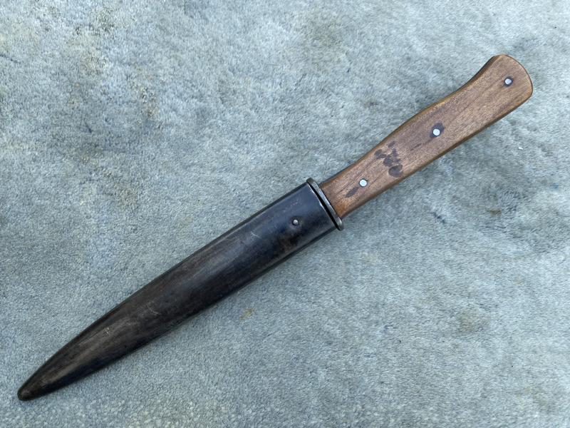 THIRD REICH WW2 CLOSE COMBAT KNIFE (Nahkampfmesser)