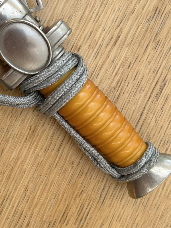 A BEAUTIFUL RED CROSS OFFICERS DAGGER WITH KNOT.