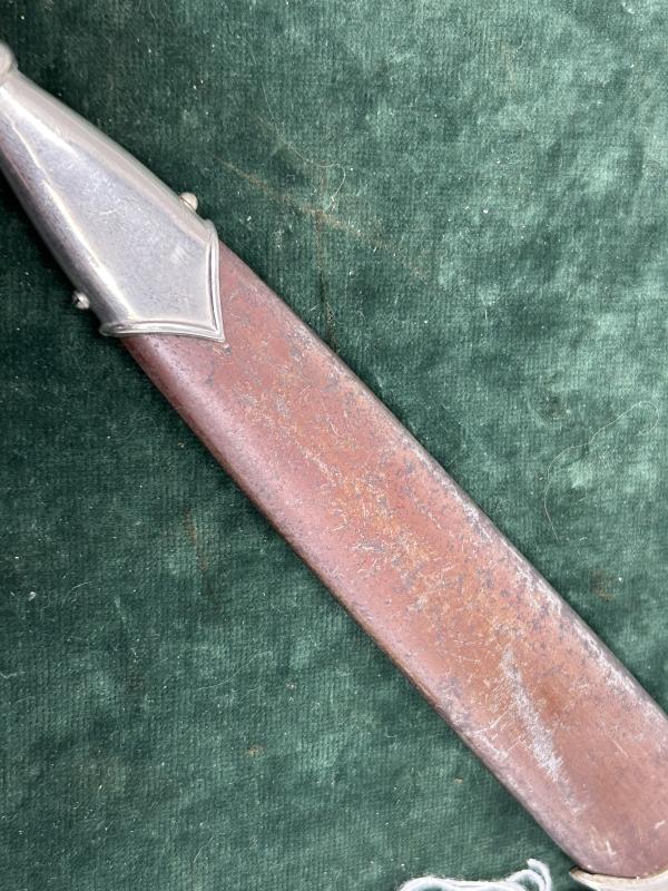 EARLY SA BY RARE MAKER HUGO LINDER.