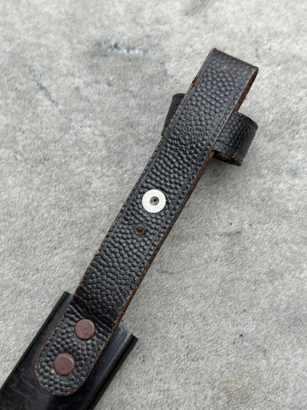 MOST UNUSUAL AND RARE LATER VARIATION TYPE HJ DAGGER BY WKC.