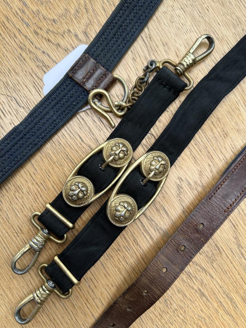 A VERY NICE SET OF KRIEGSMARINE DAGGER HANGERS/STRAPS COMPLETE WITH THE ORIGINAL UNDER-TUNIC BELT