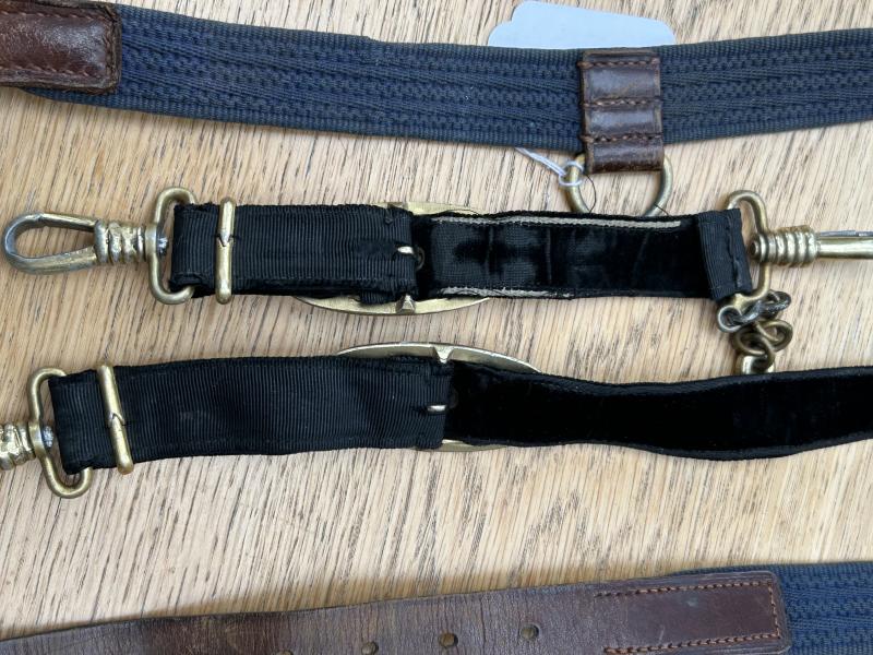 A VERY NICE SET OF KRIEGSMARINE DAGGER HANGERS/STRAPS COMPLETE WITH THE ORIGINAL UNDER-TUNIC BELT