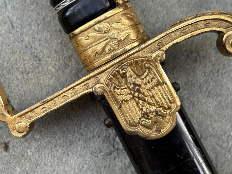 A BEAUTIFUL EXAMPLE OF A ‘SCHARNHORST’ EICKHORN PARADE SWORD - WITH DISTRIBUTOR MARKED BLADE!